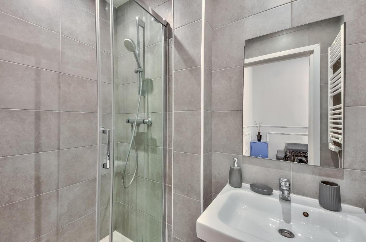 35 - Luxury Flat Grands Boulevards Paris Exterior photo